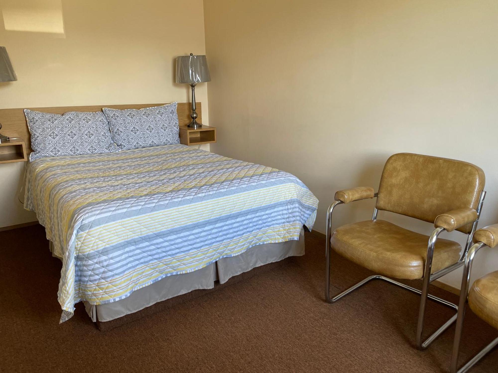 Y-5 Motel Barrière Eksteriør bilde